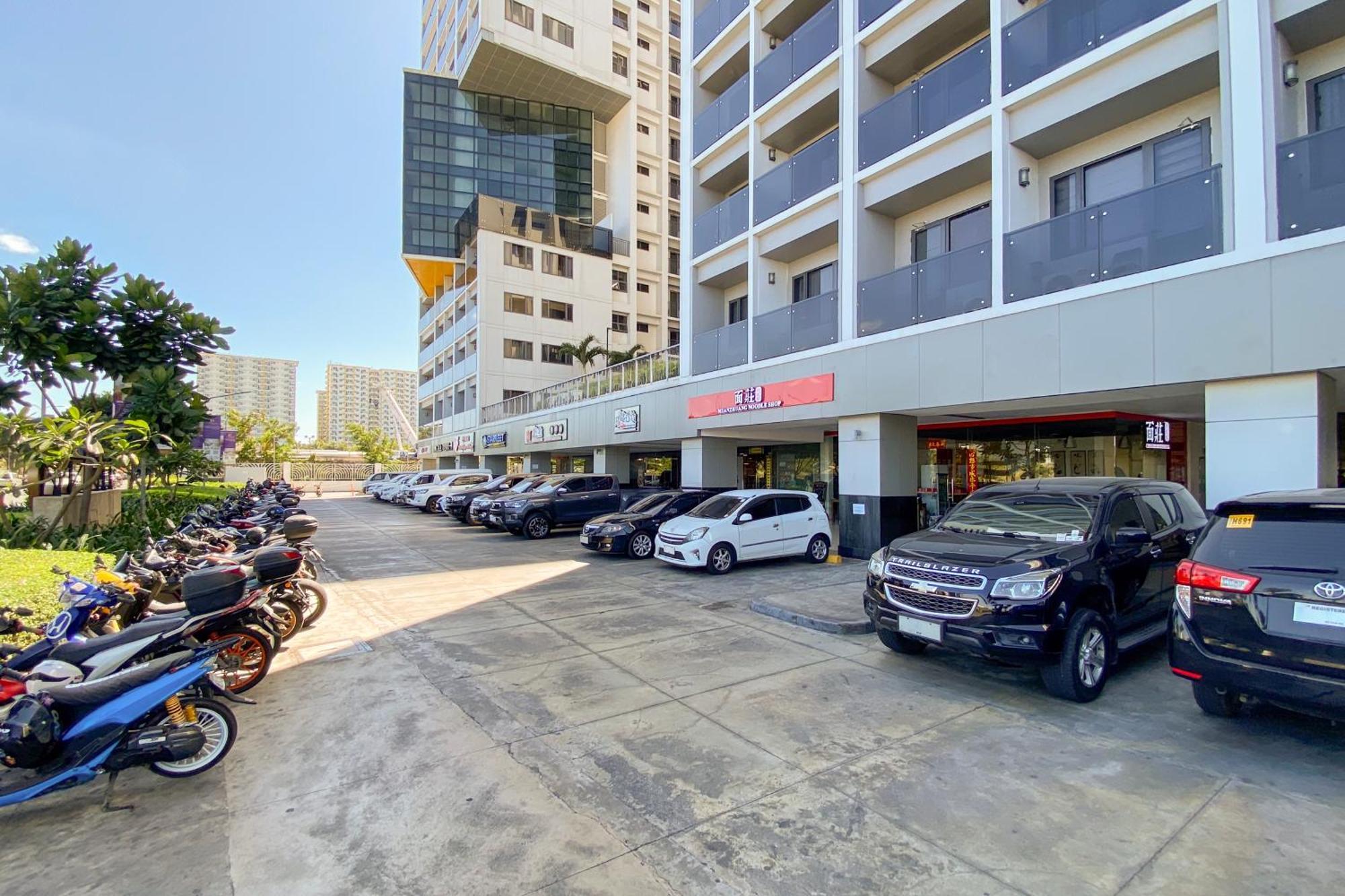 2 Side-By-Side P00L Front Condos, 6 Beds, 2 Cr, 2 Kitchen For 10 Guests At Moa Manila Zewnętrze zdjęcie